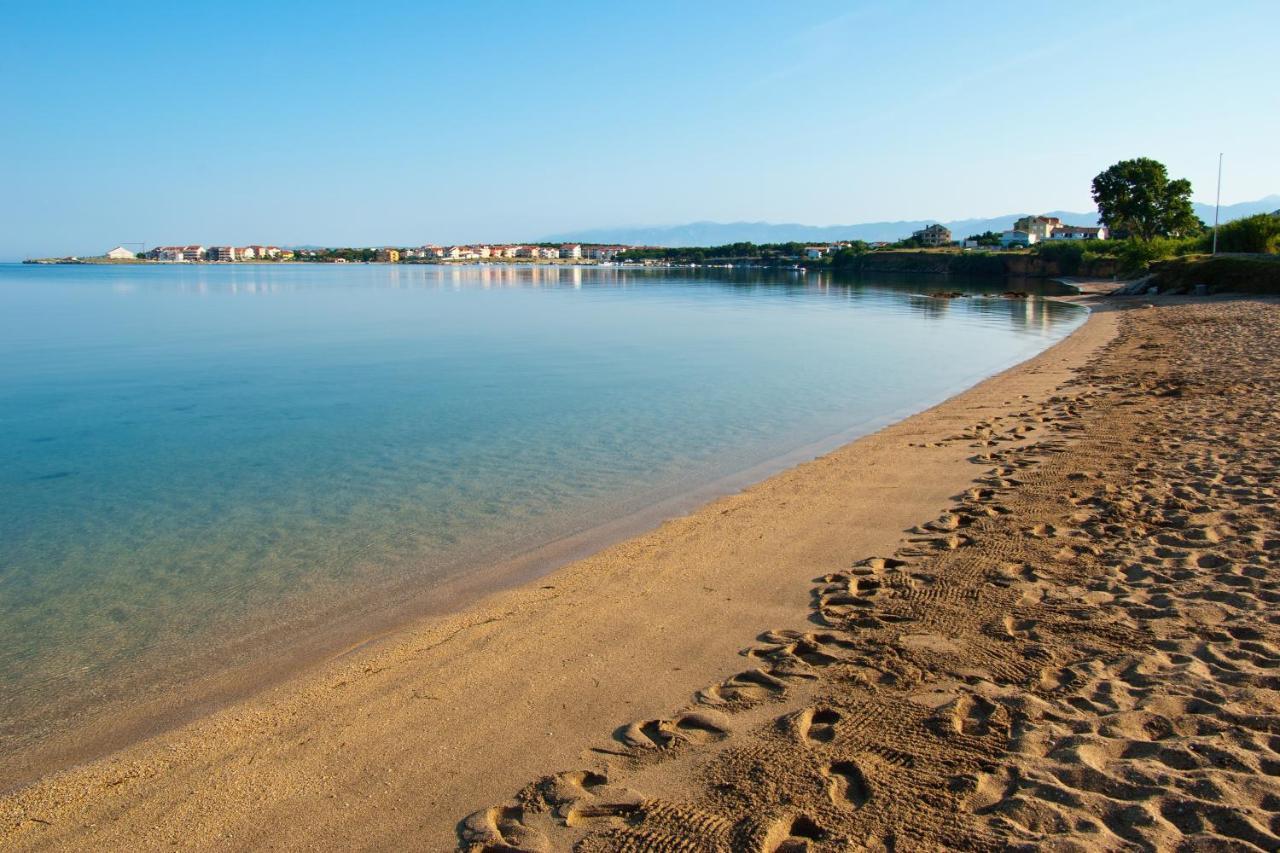 Family Friendly Apartments With A Swimming Pool Povljana, Pag - 244 エクステリア 写真